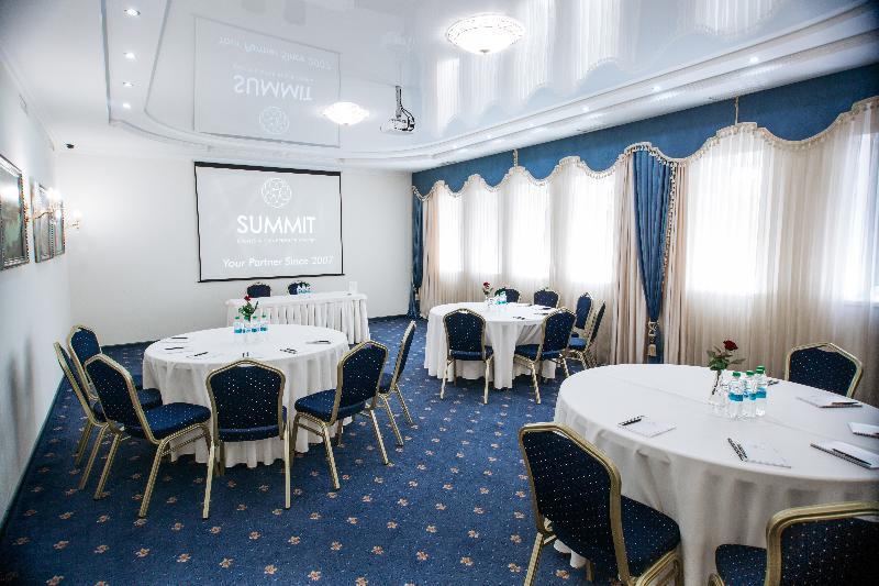 Summit Villa Κισινάου Εξωτερικό φωτογραφία